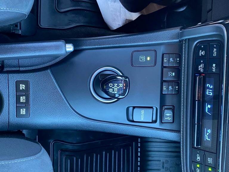 Toyota Auris 1,8 Hybrid Selected Touring Sports CVT