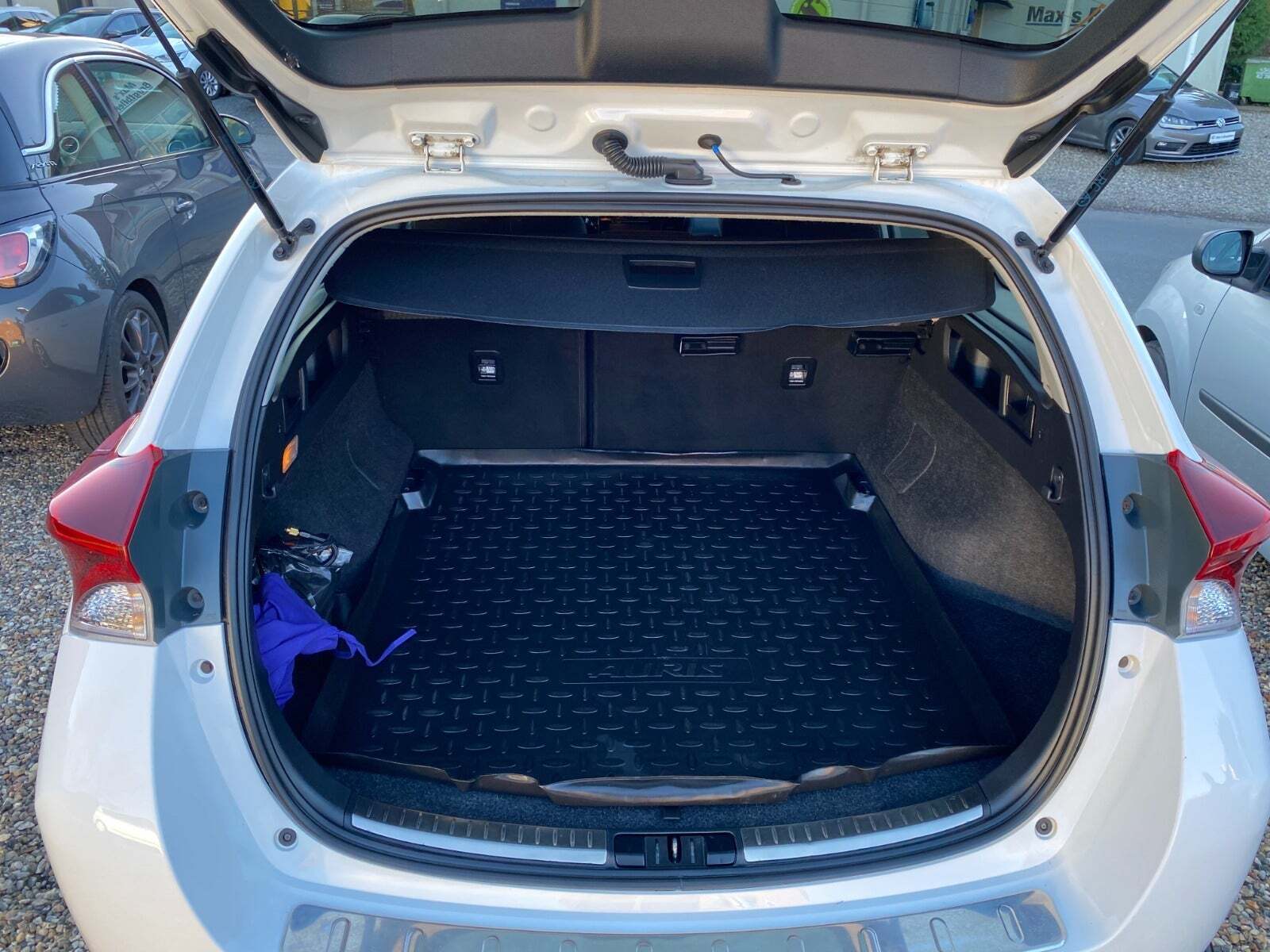 undefined Toyota Auris fra 2018