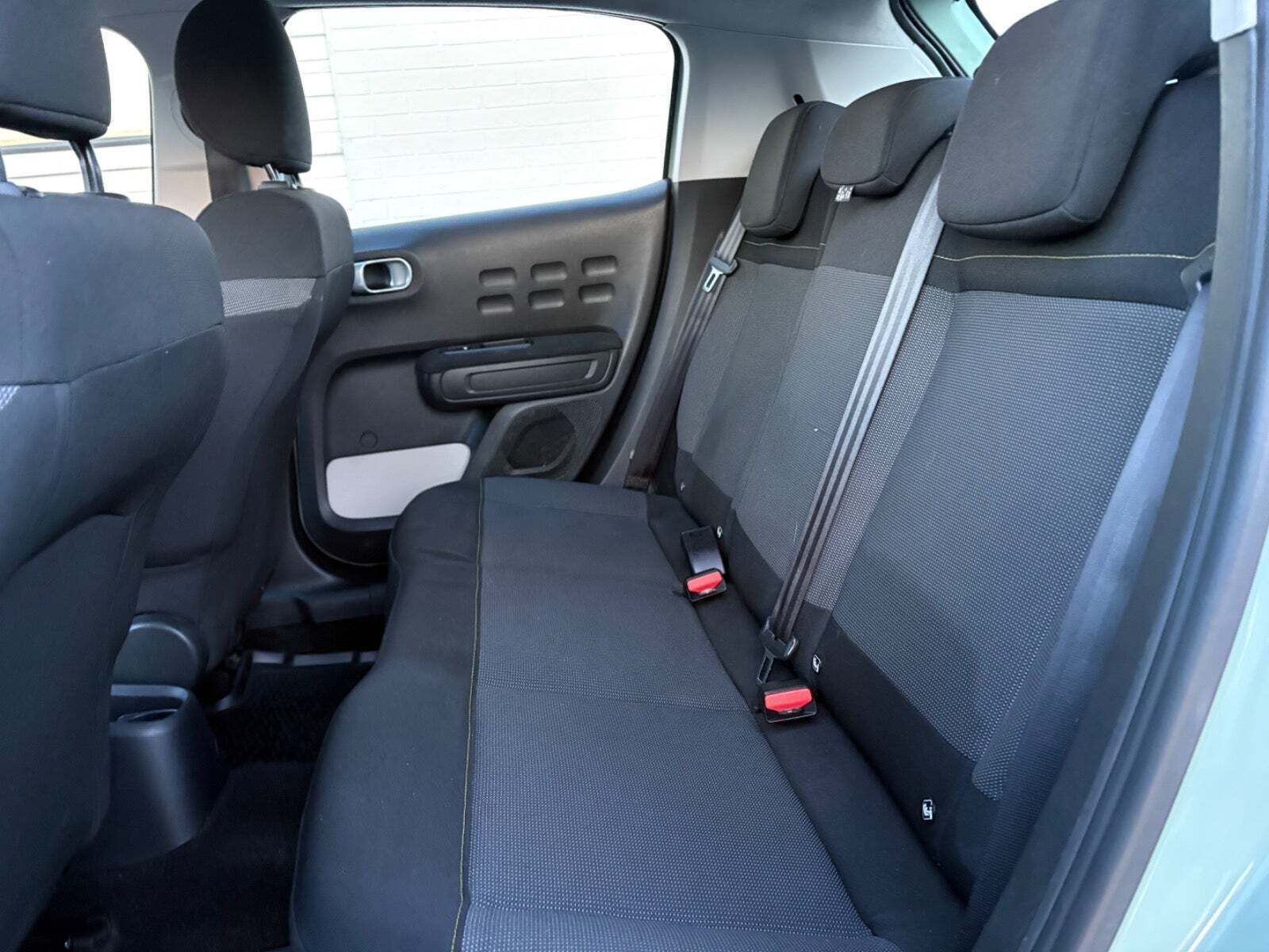 Grøn Citroën C3 fra 2017