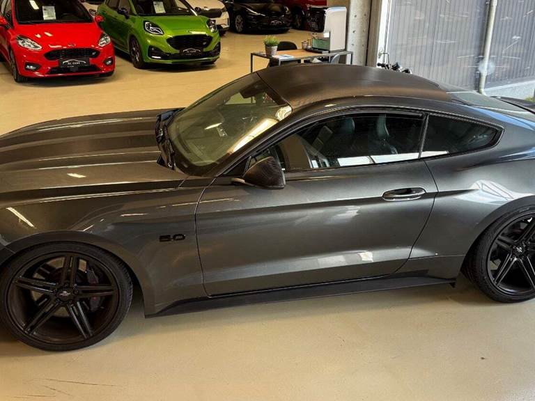 Ford Mustang 5,0 V8 GT Fastback