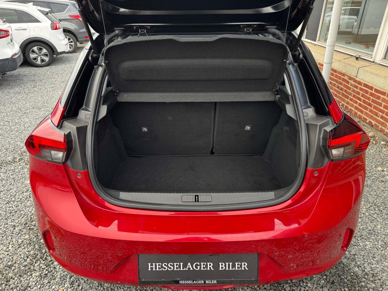 Rød Opel Corsa fra 2020