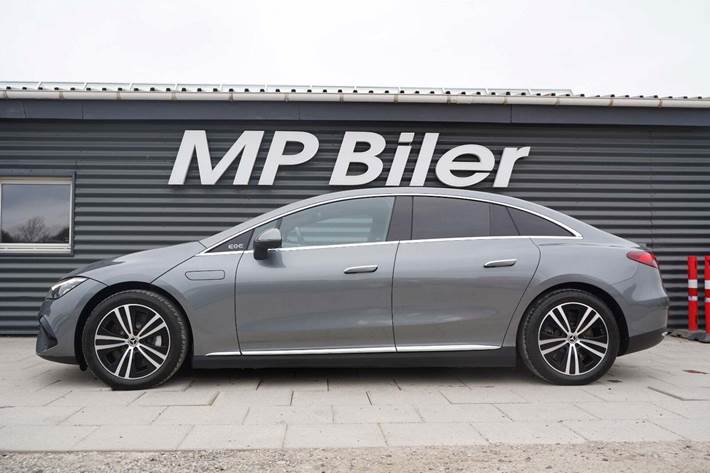 Grå Mercedes EQE350+ fra 2023