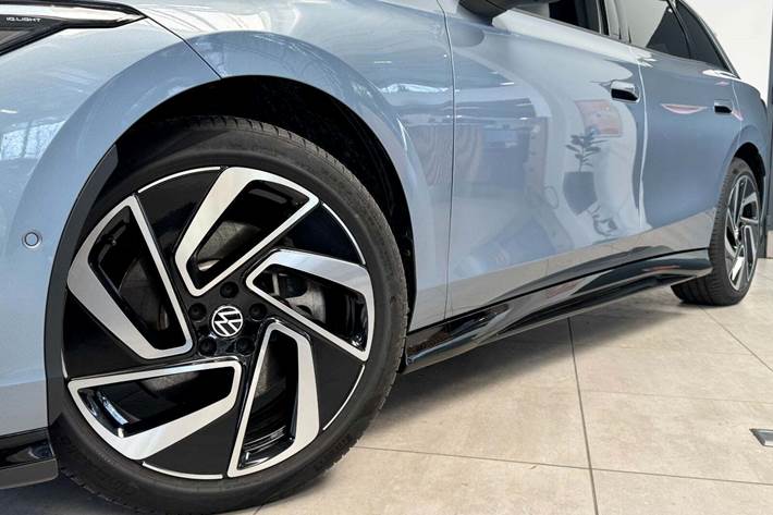 Blå VW ID.7 fra 2025