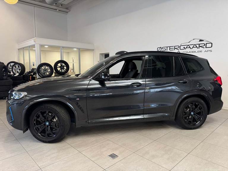 BMW iX3 Charged M-Sport