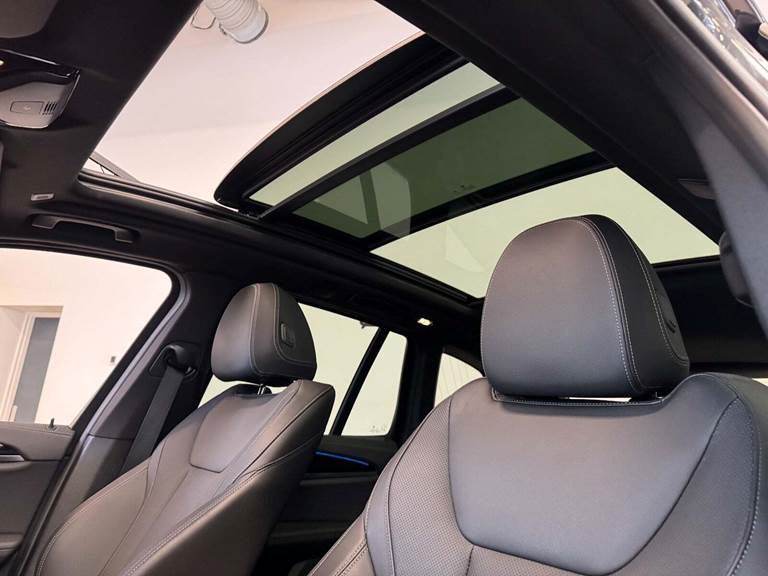 BMW iX3 Charged M-Sport