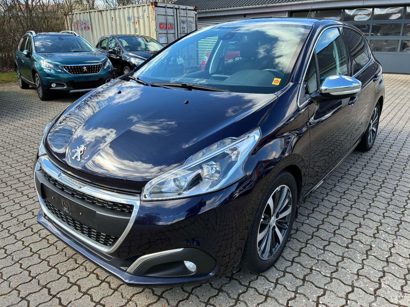 Peugeot 208 1,6 BlueHDi 100 Allure Sky