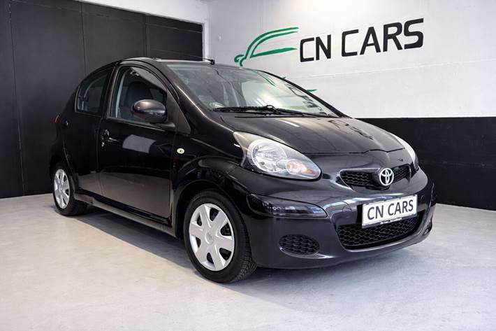 Sort Toyota Aygo fra 2010