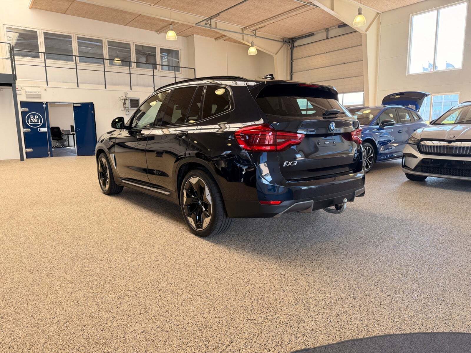 BMW iX3 Charged Plus