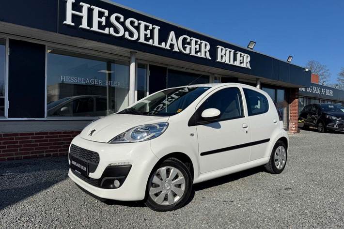 Hvid Peugeot 107 fra 2013
