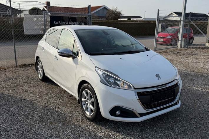 undefined Peugeot 208 fra 2017