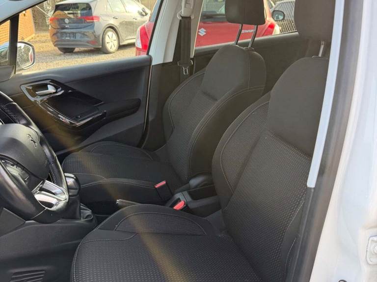 Peugeot 208 1,2 VTi 82 Allure