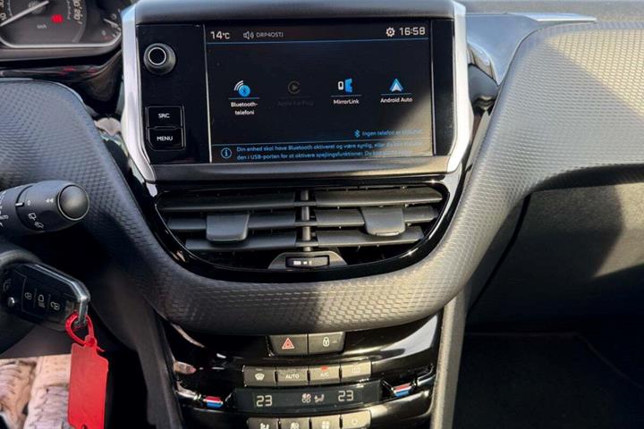 undefined Peugeot 208 fra 2017