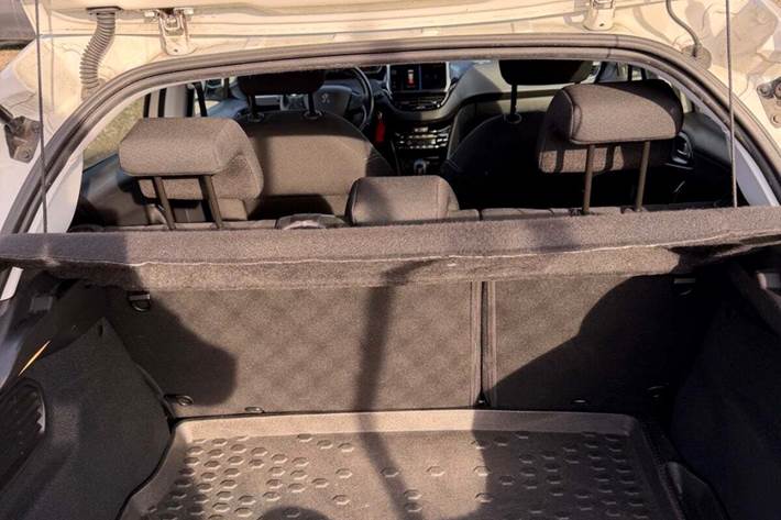 undefined Peugeot 208 fra 2017