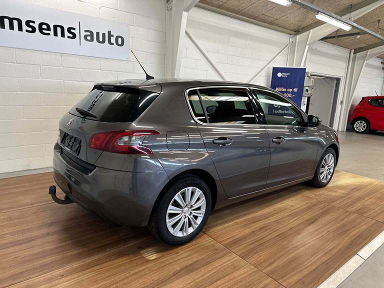 Peugeot 308 1,6 BlueHDi 120 Allure Sky