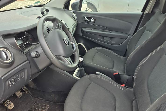 Sort Renault Captur fra 2017