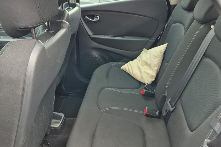 Sort Renault Captur fra 2017