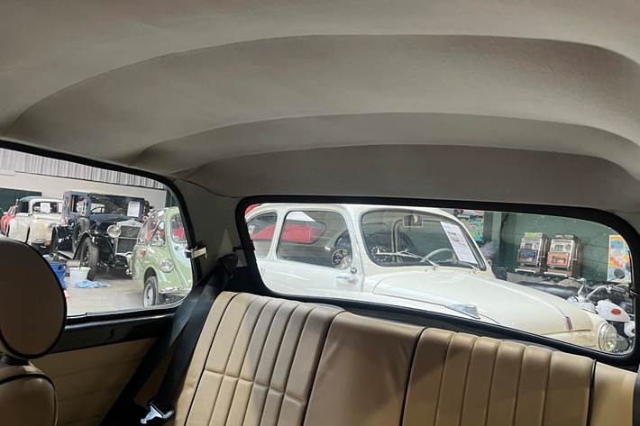 Sort Rover Mini fra 2000