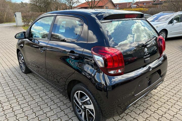 Sort Peugeot 108 fra 2016