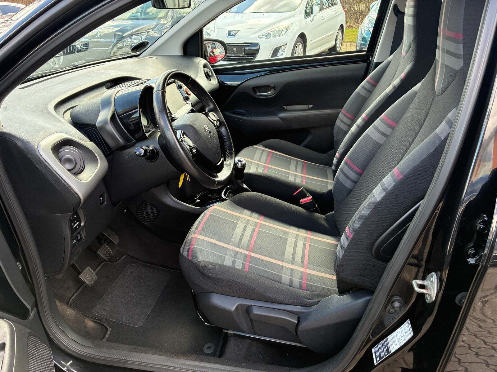 Peugeot 108 1,0 e-VTi 69 Allure