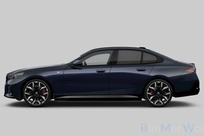 Sort BMW i5 fra 2024