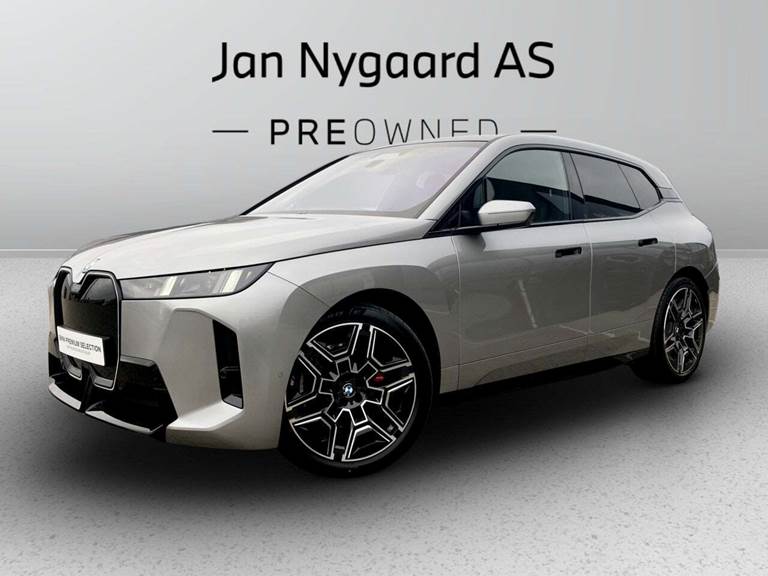 BMW iX xDrive60 Fully Charged