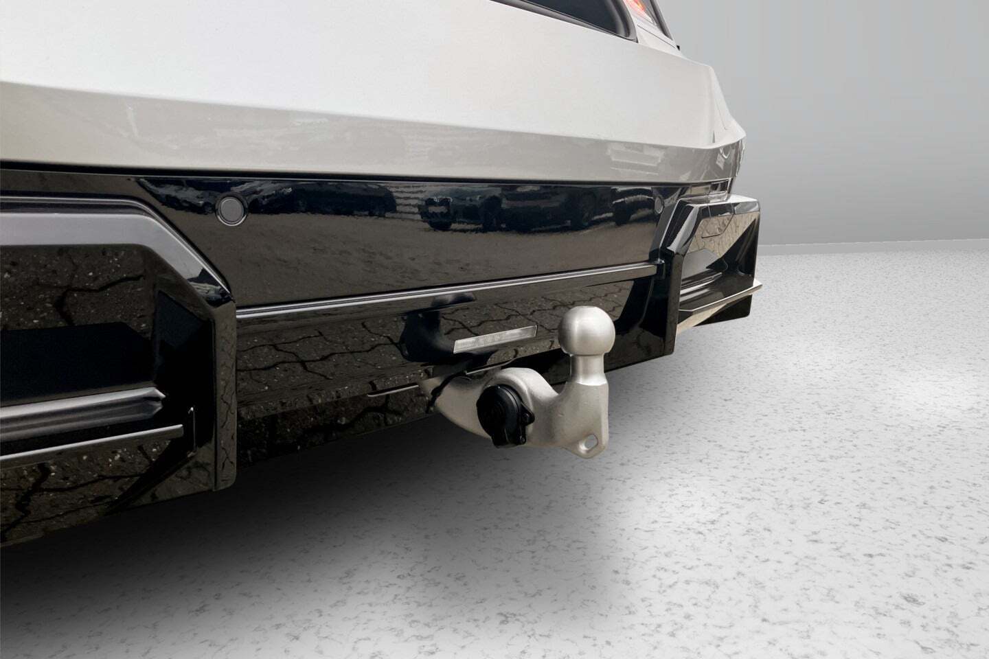 Grå BMW iX fra 2026