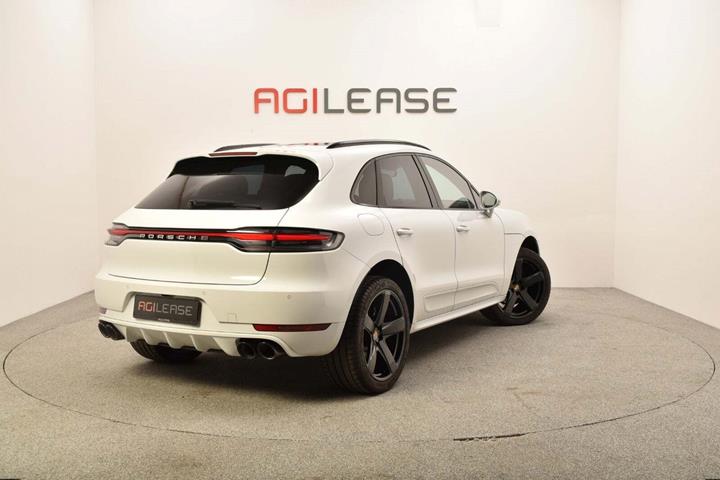 Hvid Porsche Macan S fra 2019