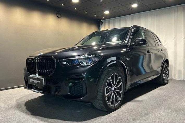 Sort BMW X5 fra 2021