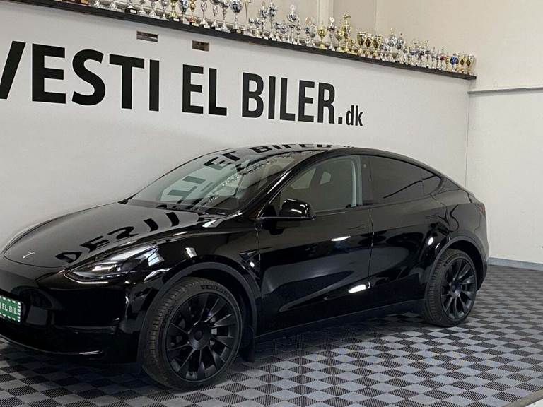Tesla Model Y Long Range AWD