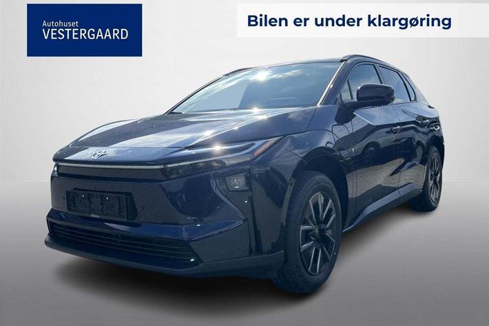 Grå Toyota BZ4X fra 2025