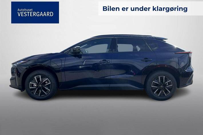 Grå Toyota BZ4X fra 2025