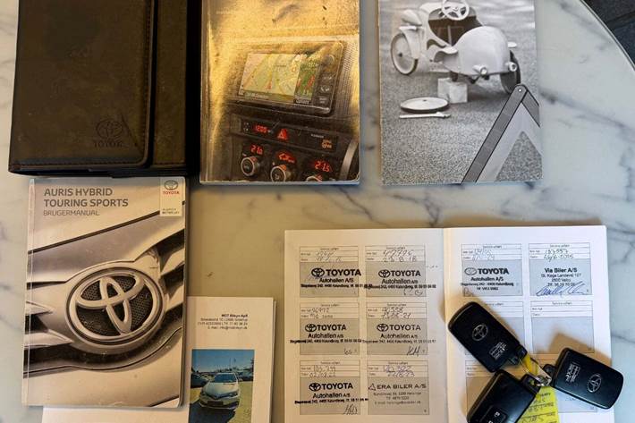 undefined Toyota Auris fra 2015