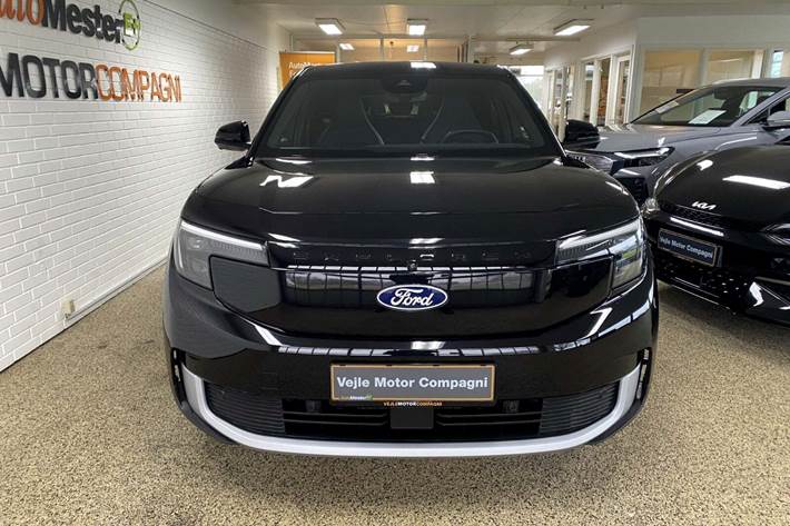 Sort Ford Explorer fra 2024