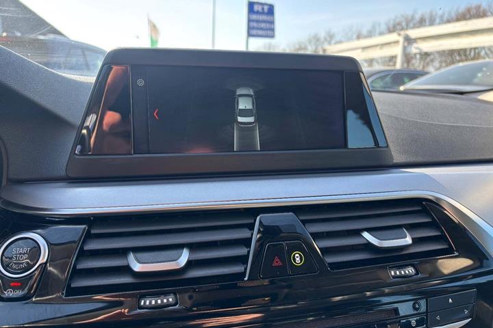 Hvid BMW 520d fra 2018