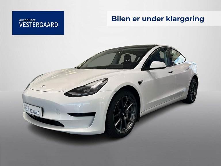 Tesla Model 3 Standard Range+ RWD