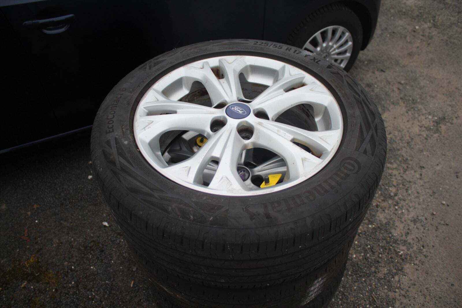 Blå Ford Galaxy fra 2012