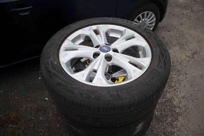 Blå Ford Galaxy fra 2012