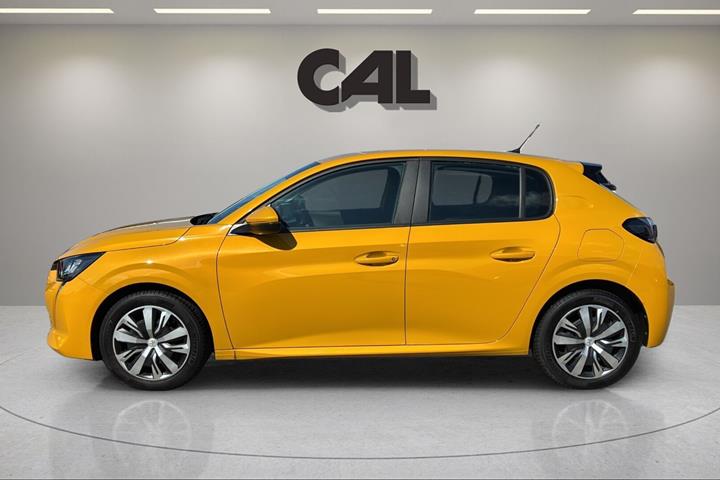 Gul Peugeot 208 fra 2020