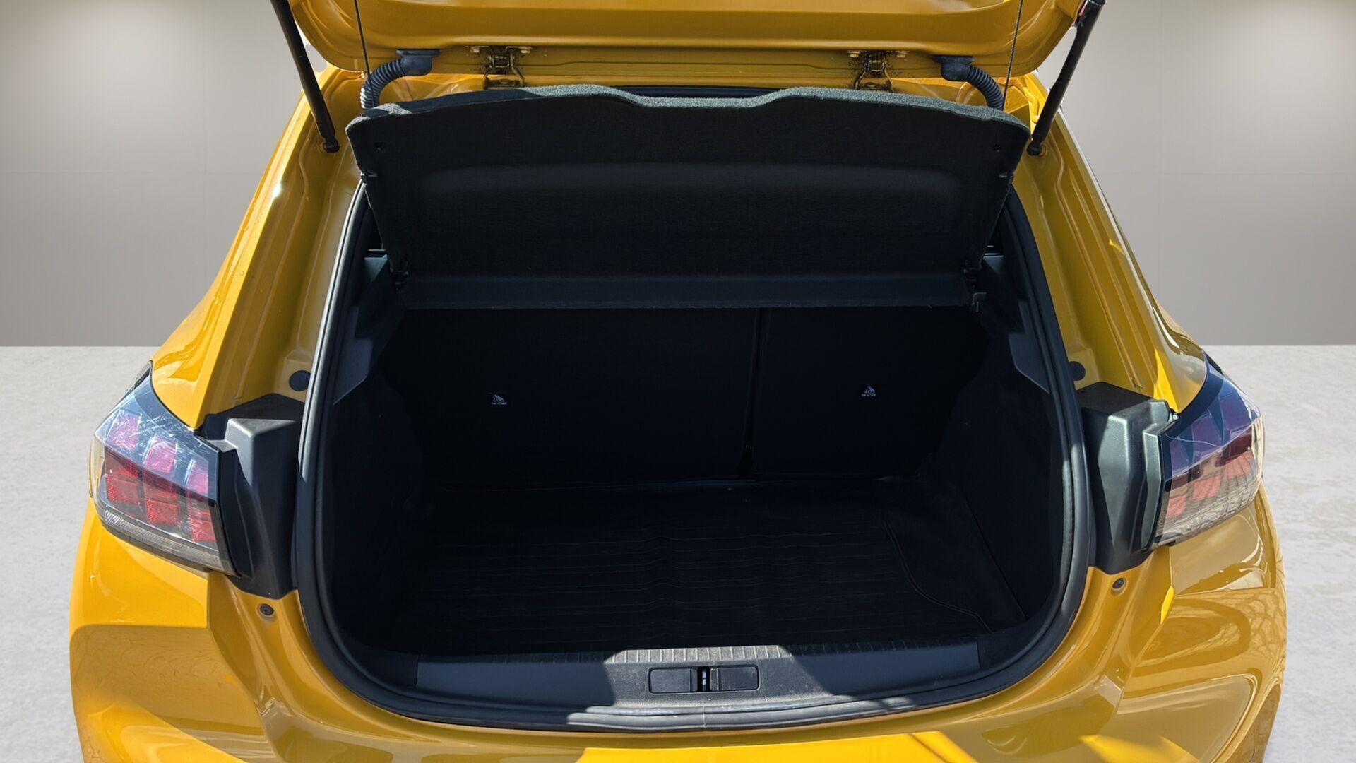 Peugeot 208 1,2 PureTech Active Edition 75HK 5d