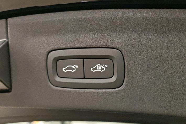 Sort Polestar 2 fra 2026