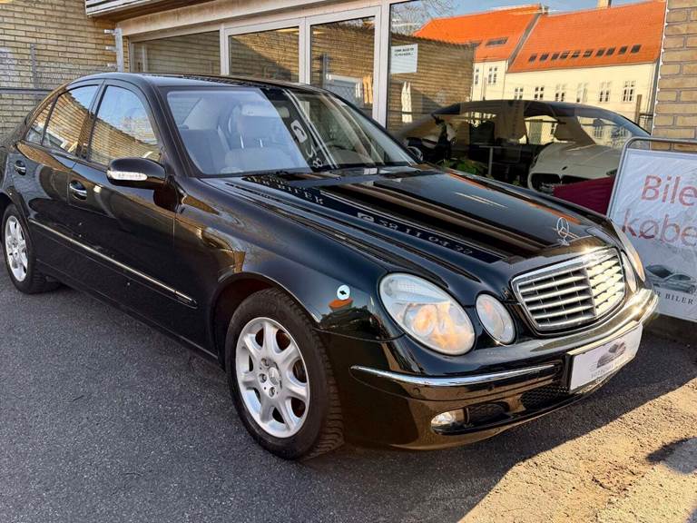 Mercedes E240 2,6 Elegance aut.