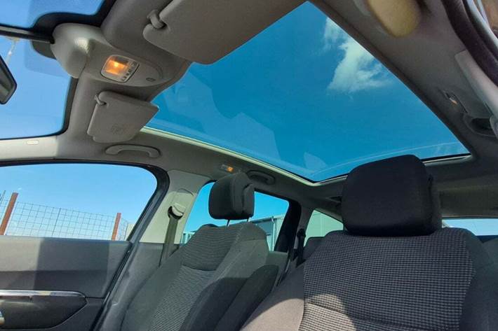 undefined Peugeot 5008 fra 2010