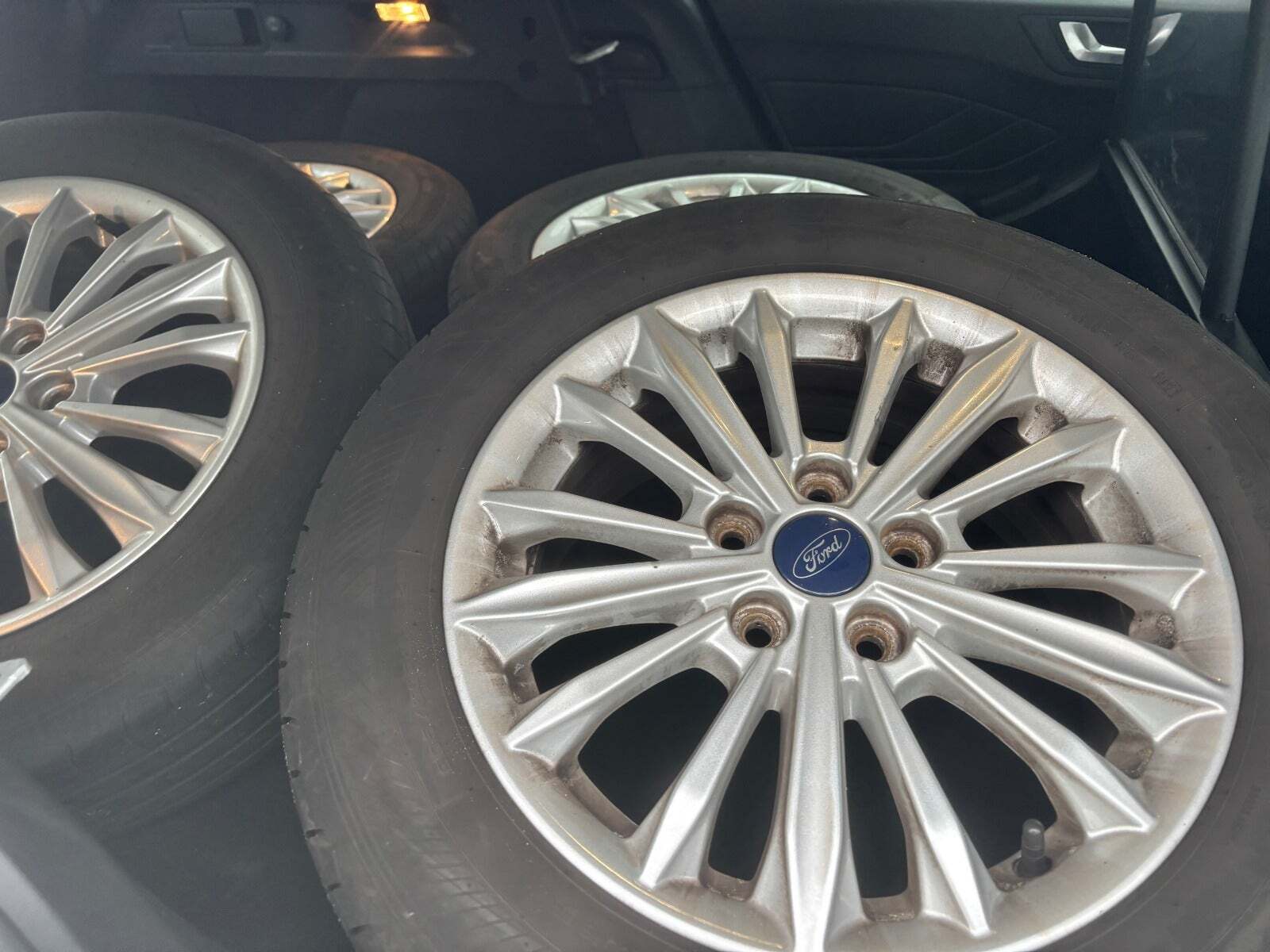 Sølv Ford Focus fra 2020