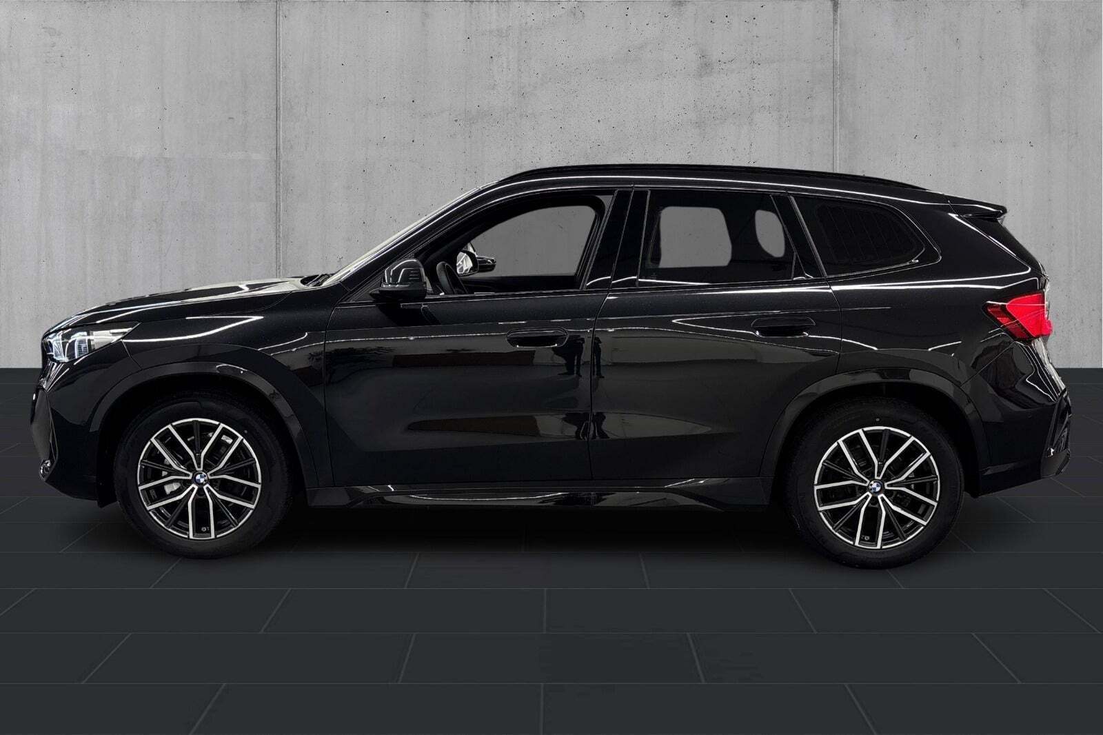 BMW iX1 eDrive20 M-Sport