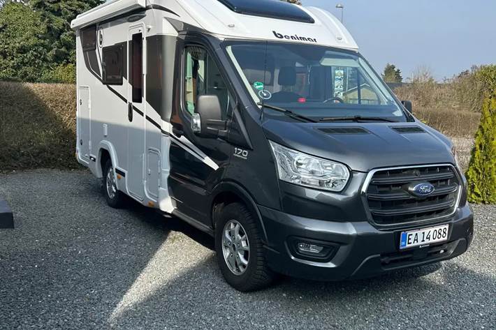 Hvid Ford E-Transit Custom Kombi 320 L1 fra 2024
