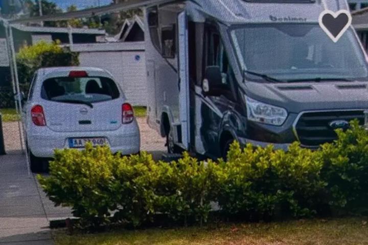 Hvid Ford E-Transit Custom Kombi 320 L1 fra 2024