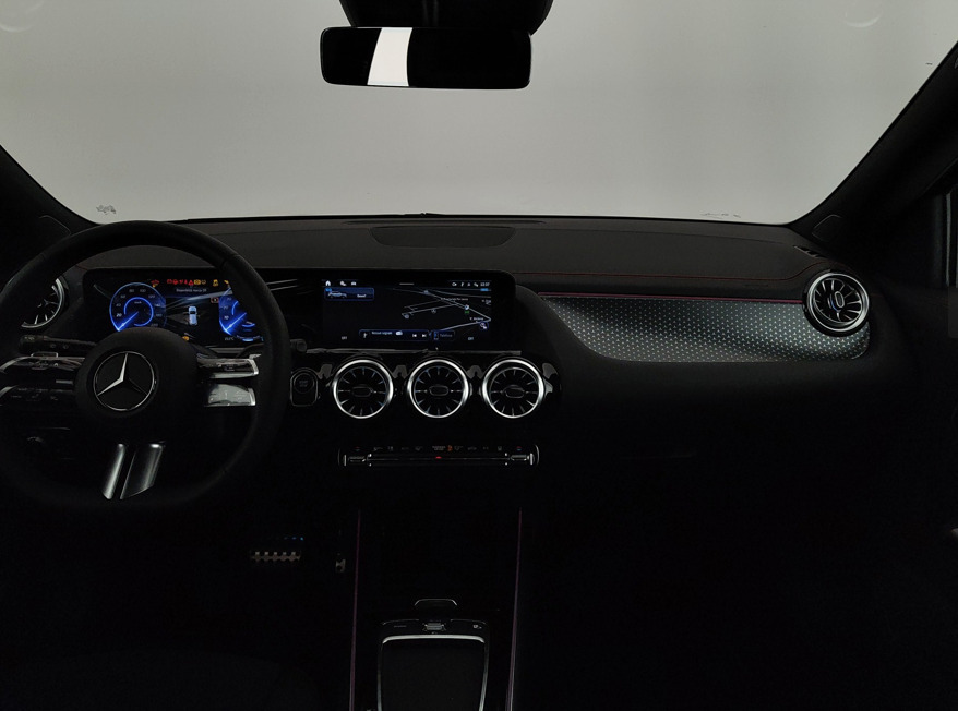 Sort Mercedes EQA250+ fra 2025