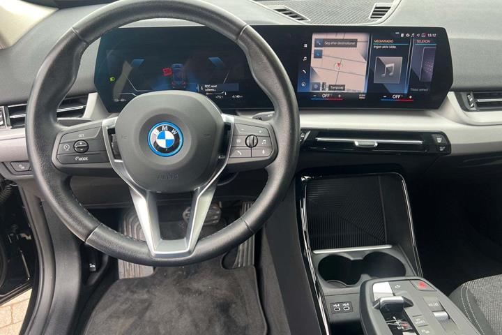 Sort BMW iX1 fra 2023