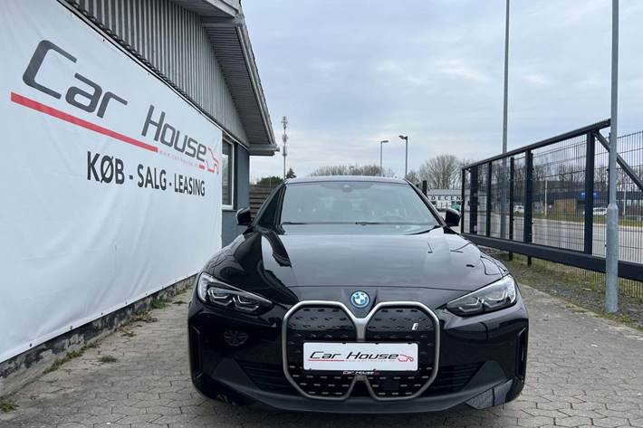 Sort BMW i4 fra 2022