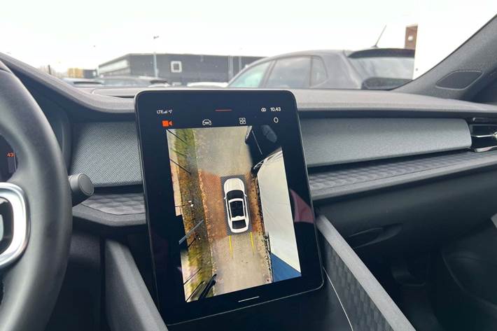 Hvid Polestar 2 fra 2023